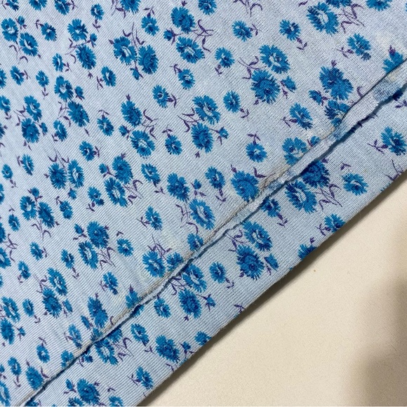 Vintage Fashion Fabrics Pre Cut Blue Floral Fabric - Picture 8 of 13
